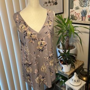 Maurices 24/7 Floral V-neck